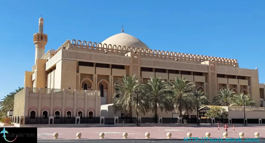 مسجد الدولة الكبير في الأحمدي